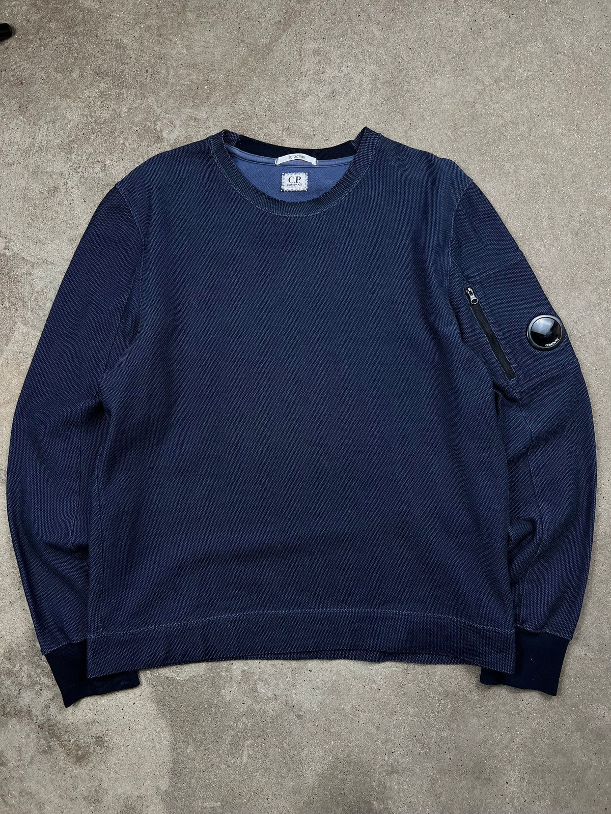 C.P. Company sweater, size L, pre-owned 9/10 condition – Relique
