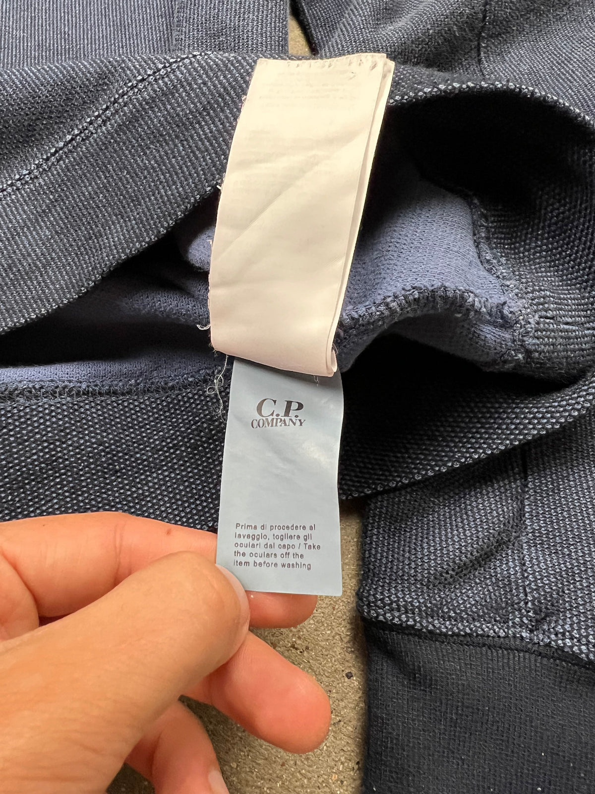 C.P. Company sweater, size L, pre-owned 9/10 condition – Relique