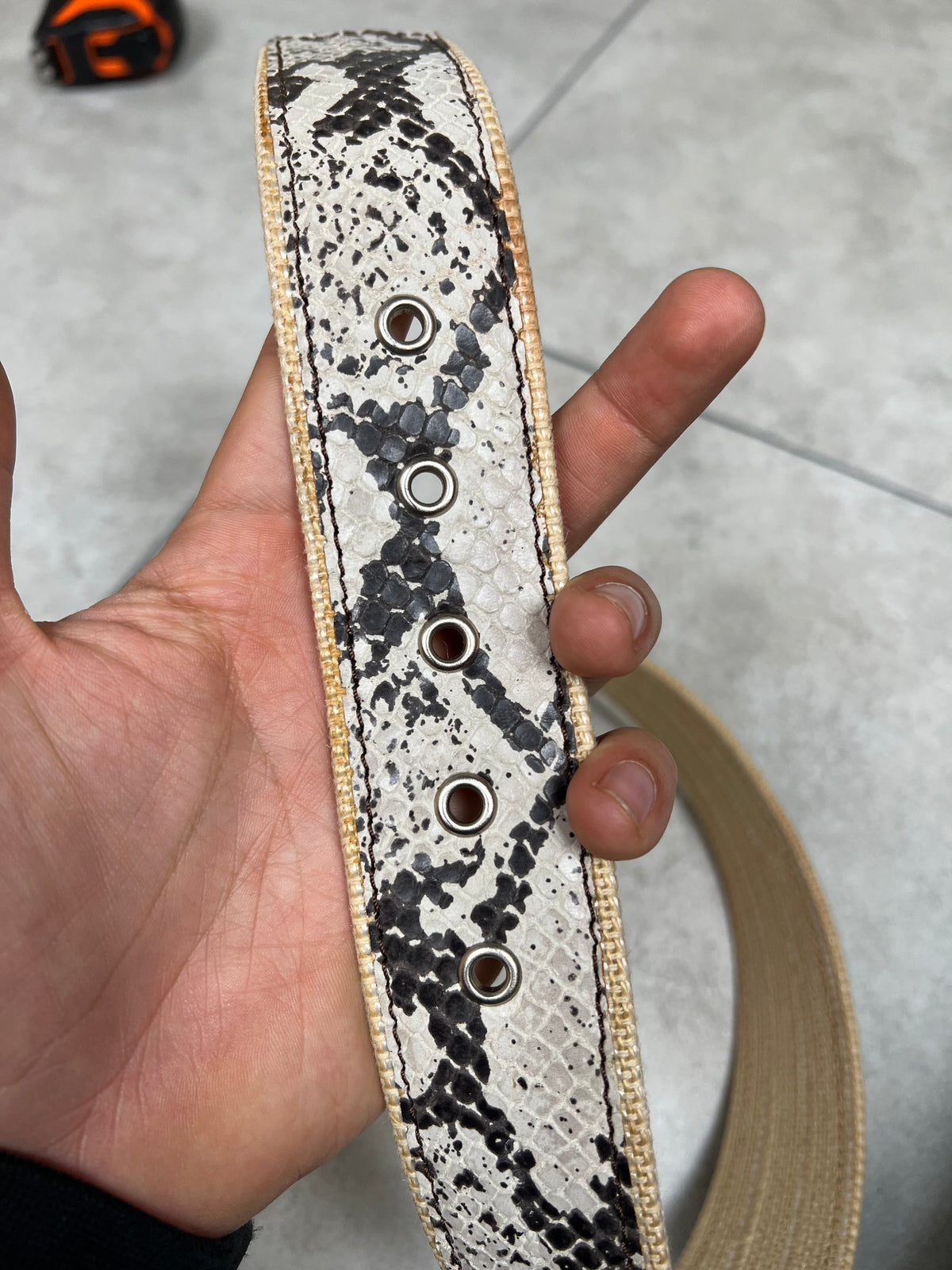MCM belt, 80cm, pre-owned 9/10 condition – Relique
