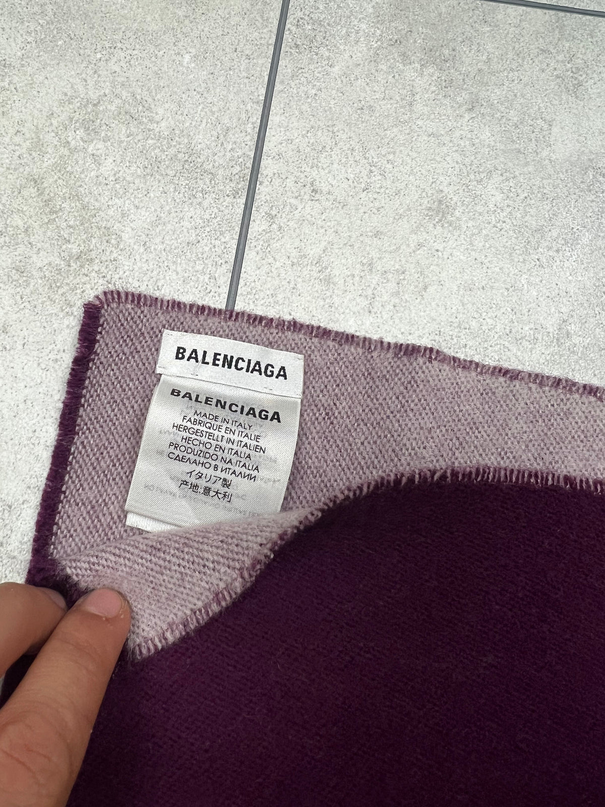 Balenciaga scarf, large size, pre-owned 9/10 condition – Relique