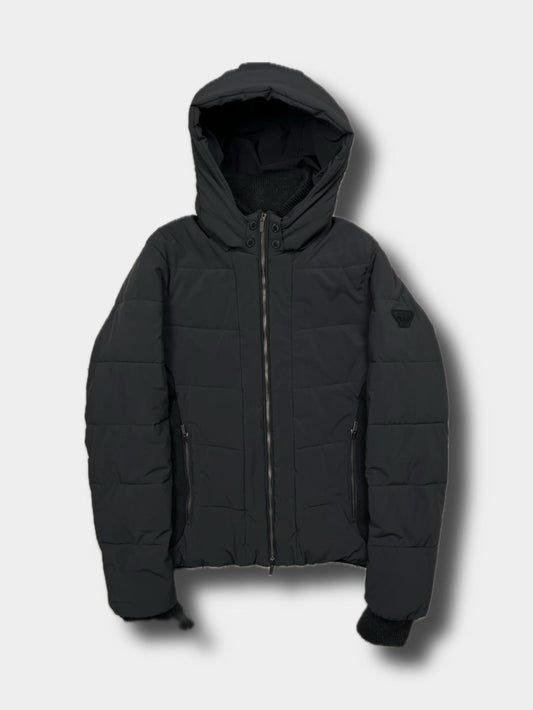 Armani Jeans puffer jacket, size 50 (fits like M), pre-owned 9/10 condition – Relique
