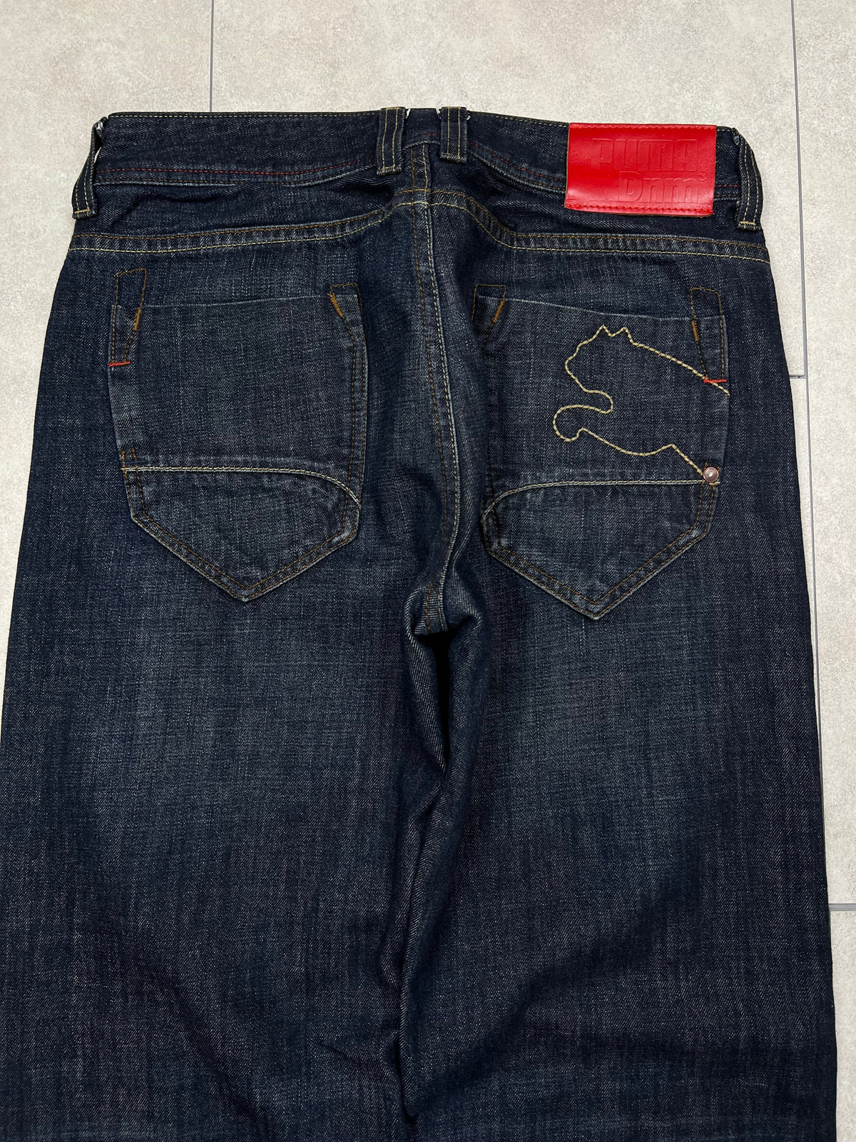 Puma jeans, size 30x32, pre-owned 9/10 condition – Relique