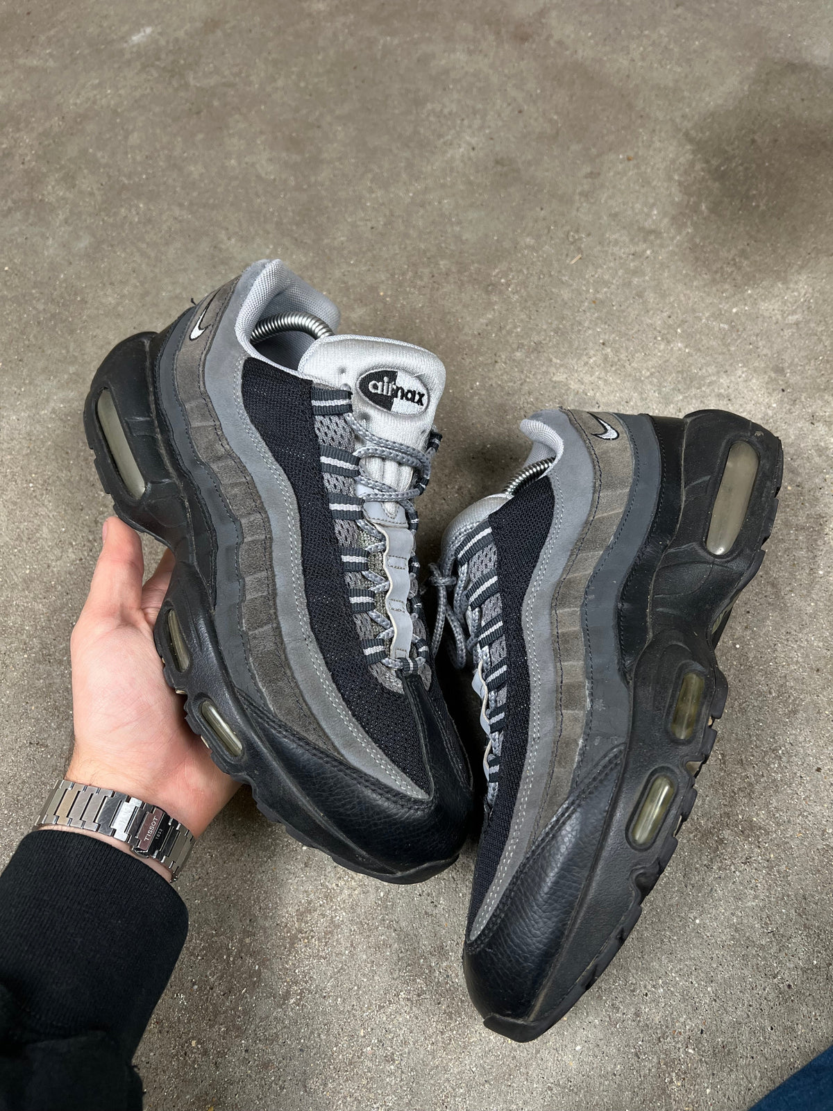 Nike Air Max sneakers, EU size 44, pre-owned 8/10 condition – Relique