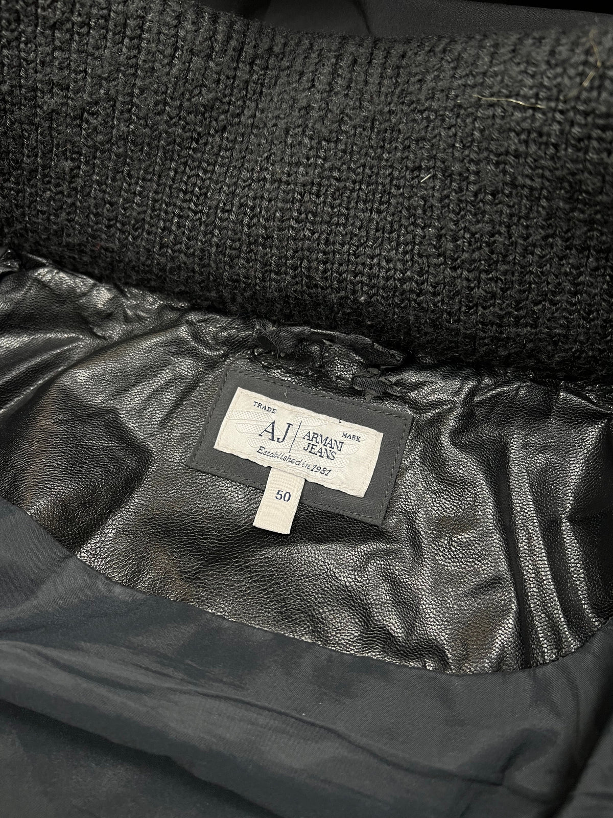 Armani Jeans puffer jacket, size 50 (fits like M), pre-owned 9/10 condition – Relique