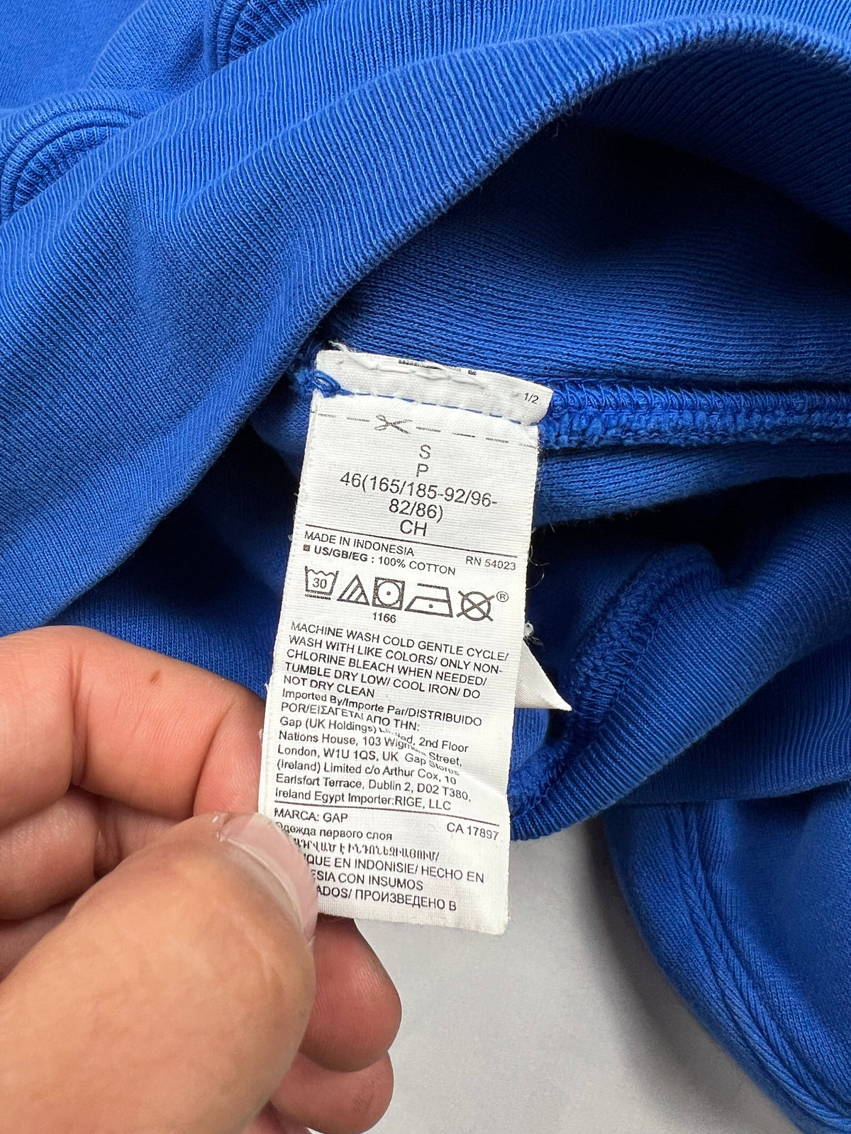 Yeezy Gap hoodie FW21, size Small, pre-owned 8/10 condition – Relique