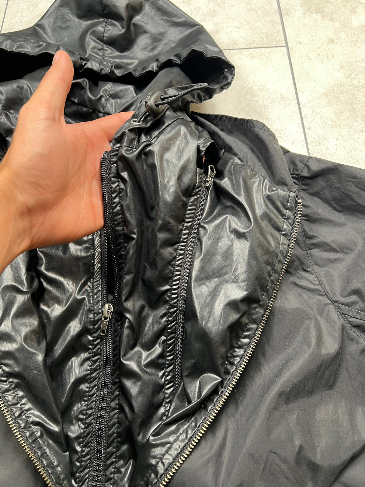 Armani Jeans denim jacket with zip-off inner layer, size S, pre-owned 8/10 condition – Relique
