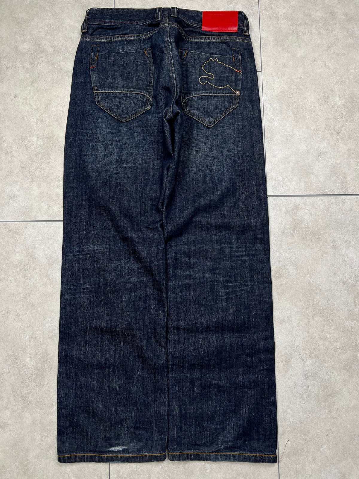 Puma jeans, size 30x32, pre-owned 9/10 condition – Relique