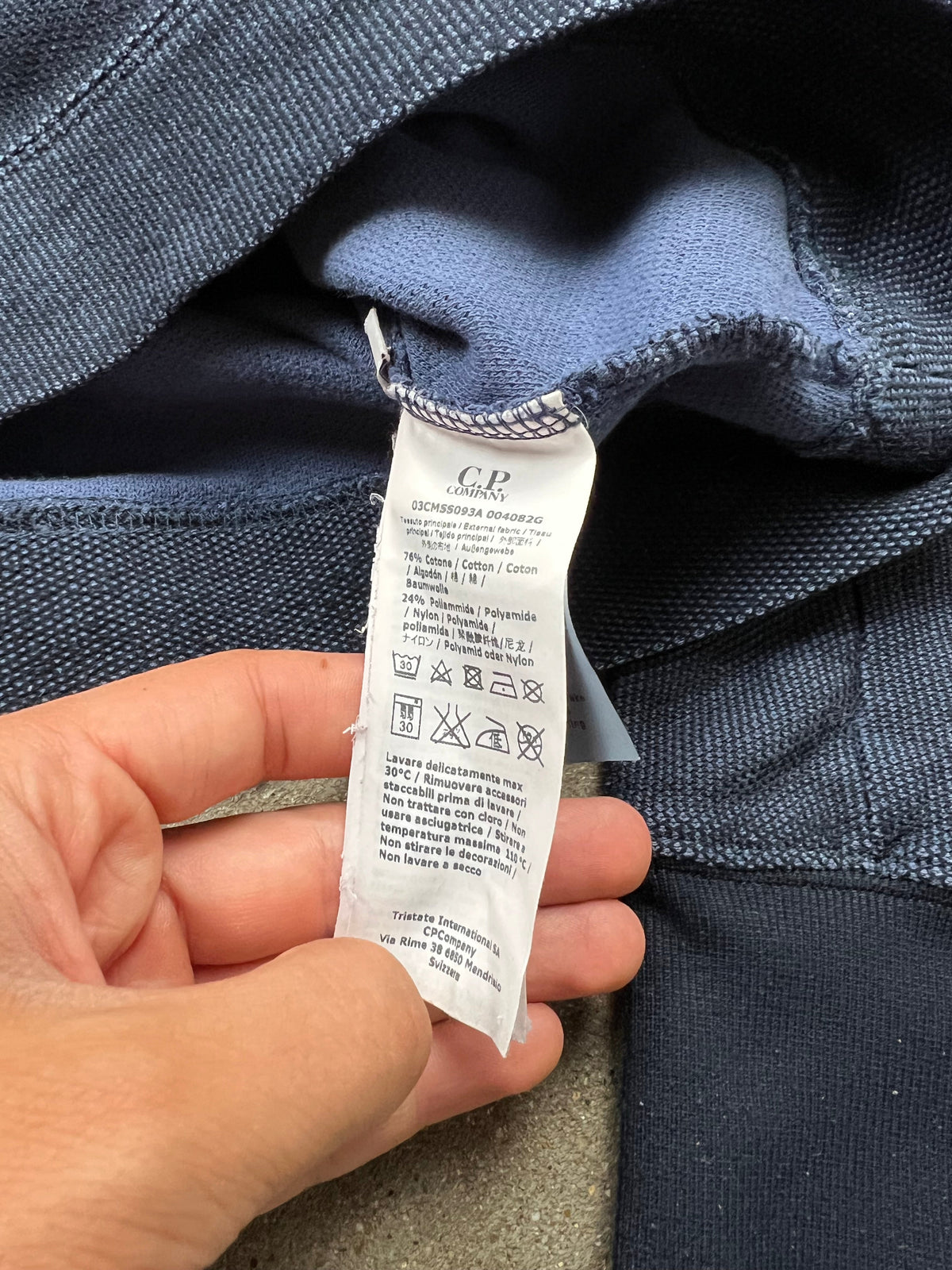 C.P. Company sweater, size L, pre-owned 9/10 condition – Relique