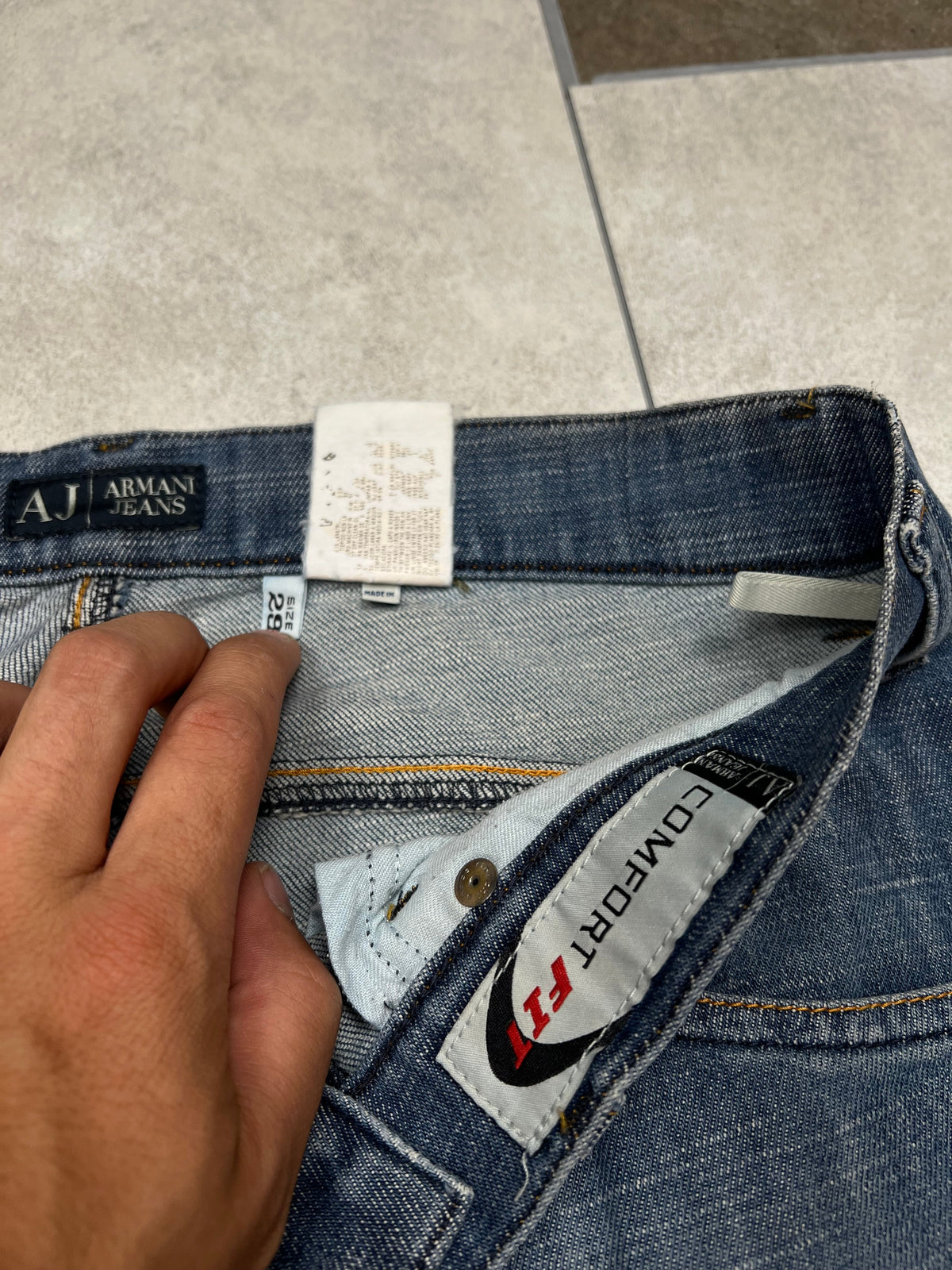 Armani Jeans, size S, pre-owned 9/10 condition – Relique