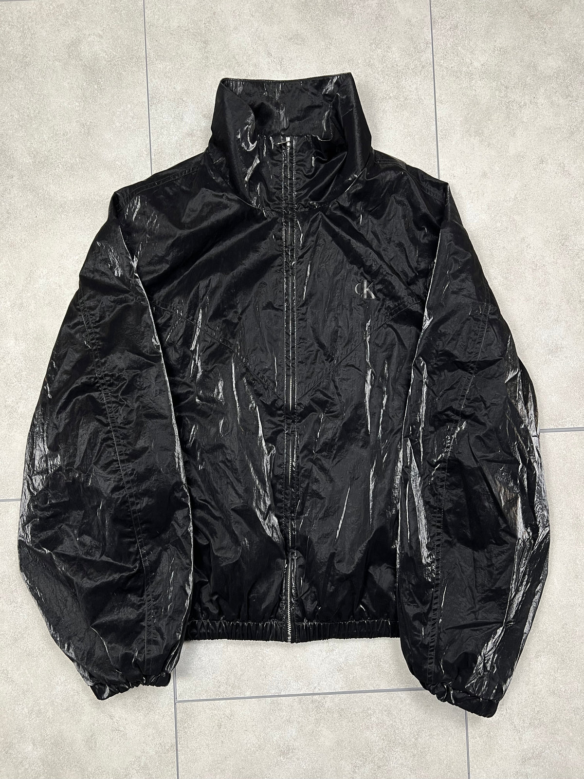 Calvin Klein silk jacket, size L (fits cropped), pre-owned 9/10 condition – Relique
