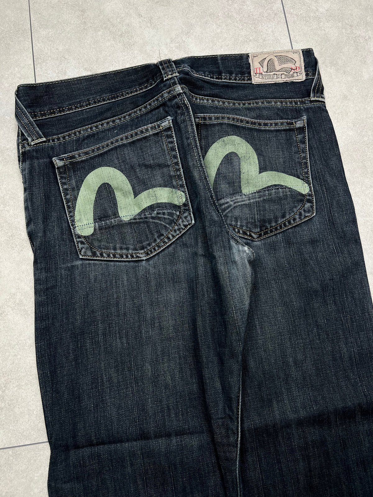 Evisu x PUMA jeans, size 34x32, pre-owned 9/10 condition – Relique