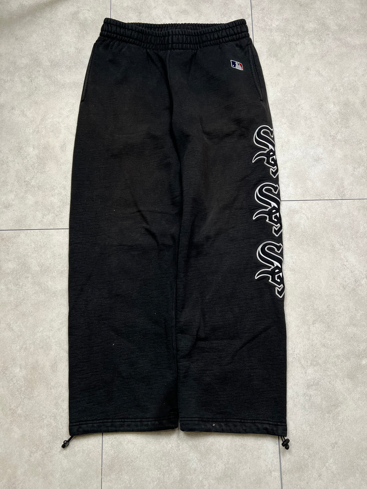 Supreme joggers, size S, pre-owned 8/10 condition – Relique