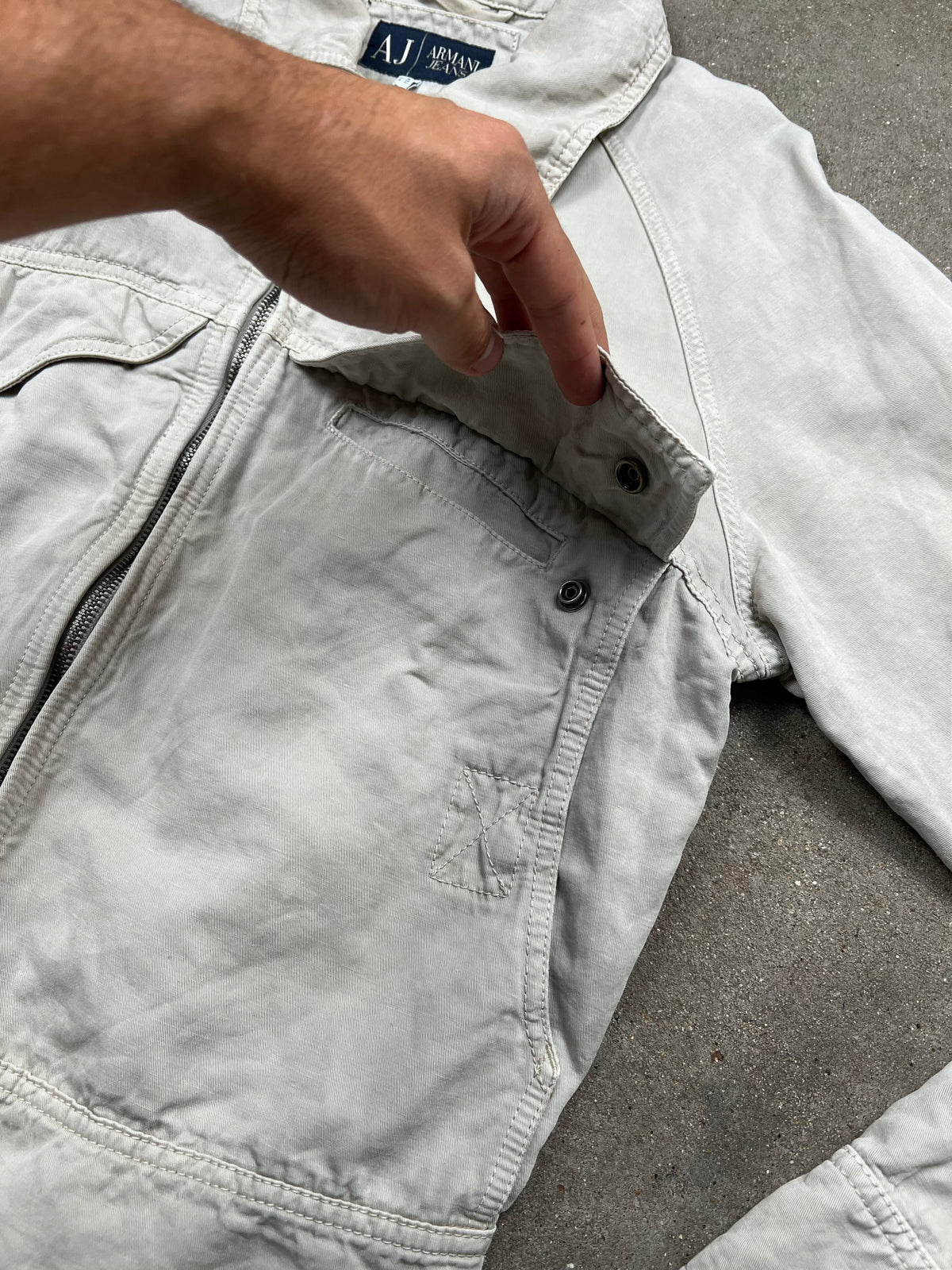 Armani Jeans denim jacket, size M, pre-owned 9/10 condition – Relique