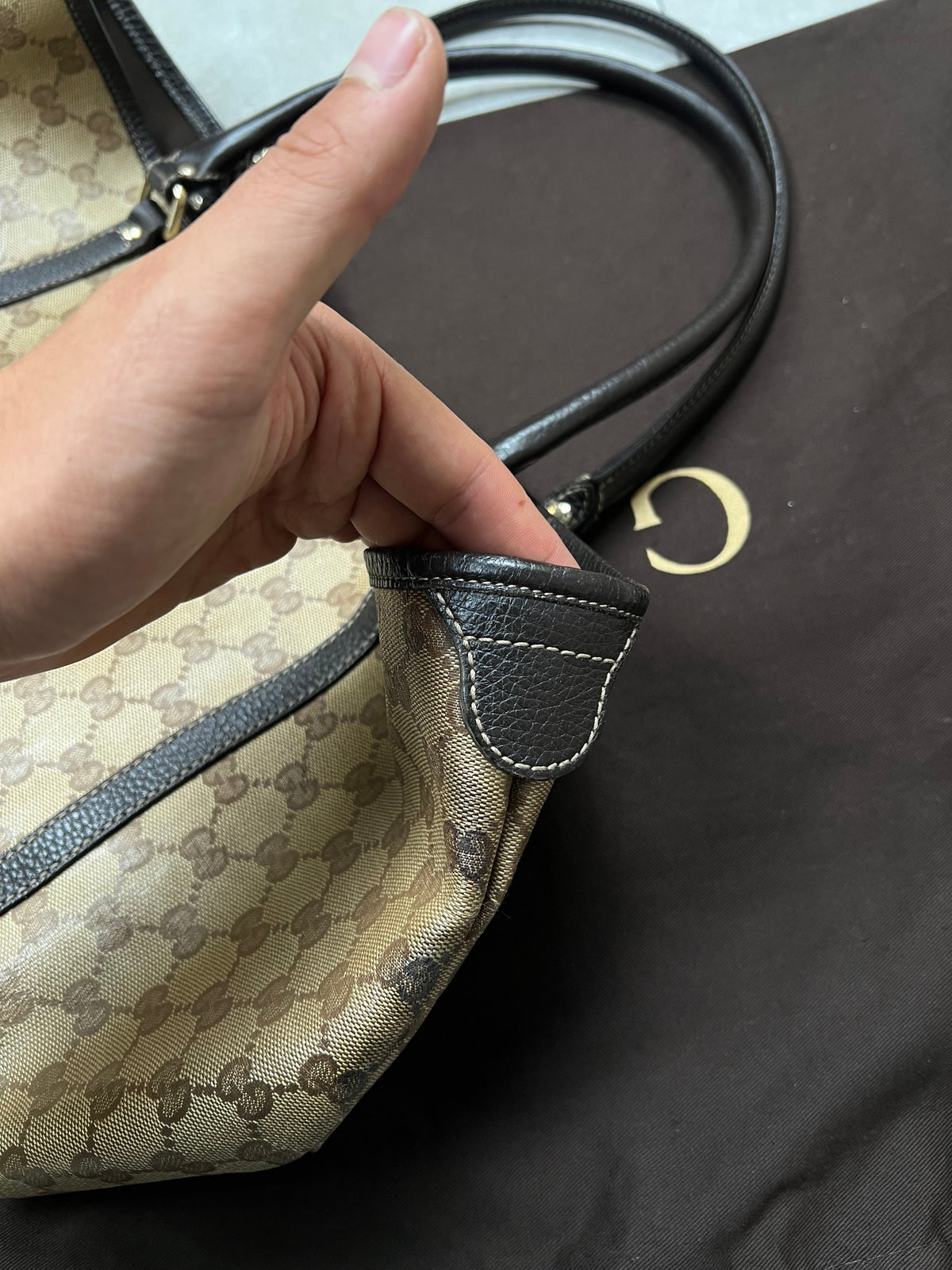 Gucci Monogram Crystal Canvas bag, pre-owned 6/10 condition – Relique