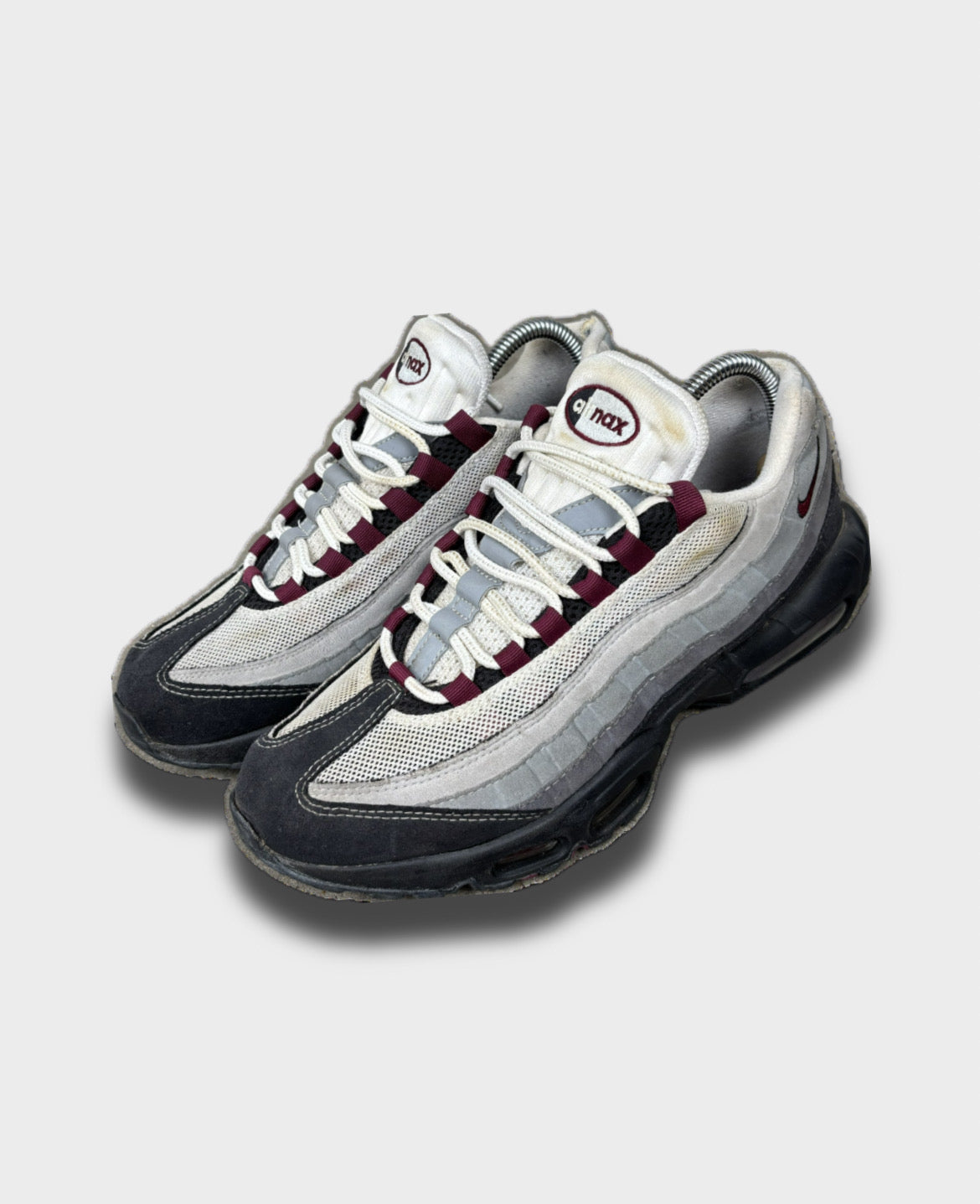 Nike Air Max 95 sneakers, EU size 42.5, pre-owned 7/10 condition – Relique