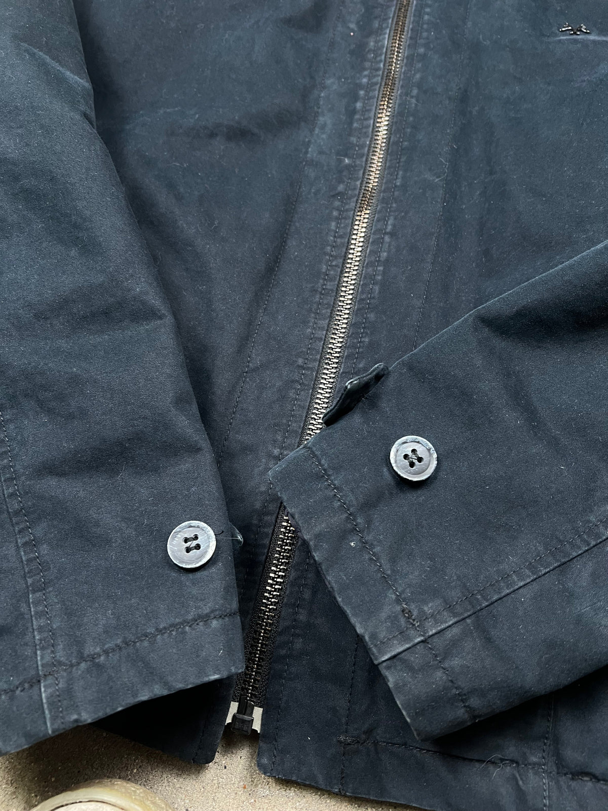 Burberry jacket, size Large, pre-owned 9/10 condition – Relique