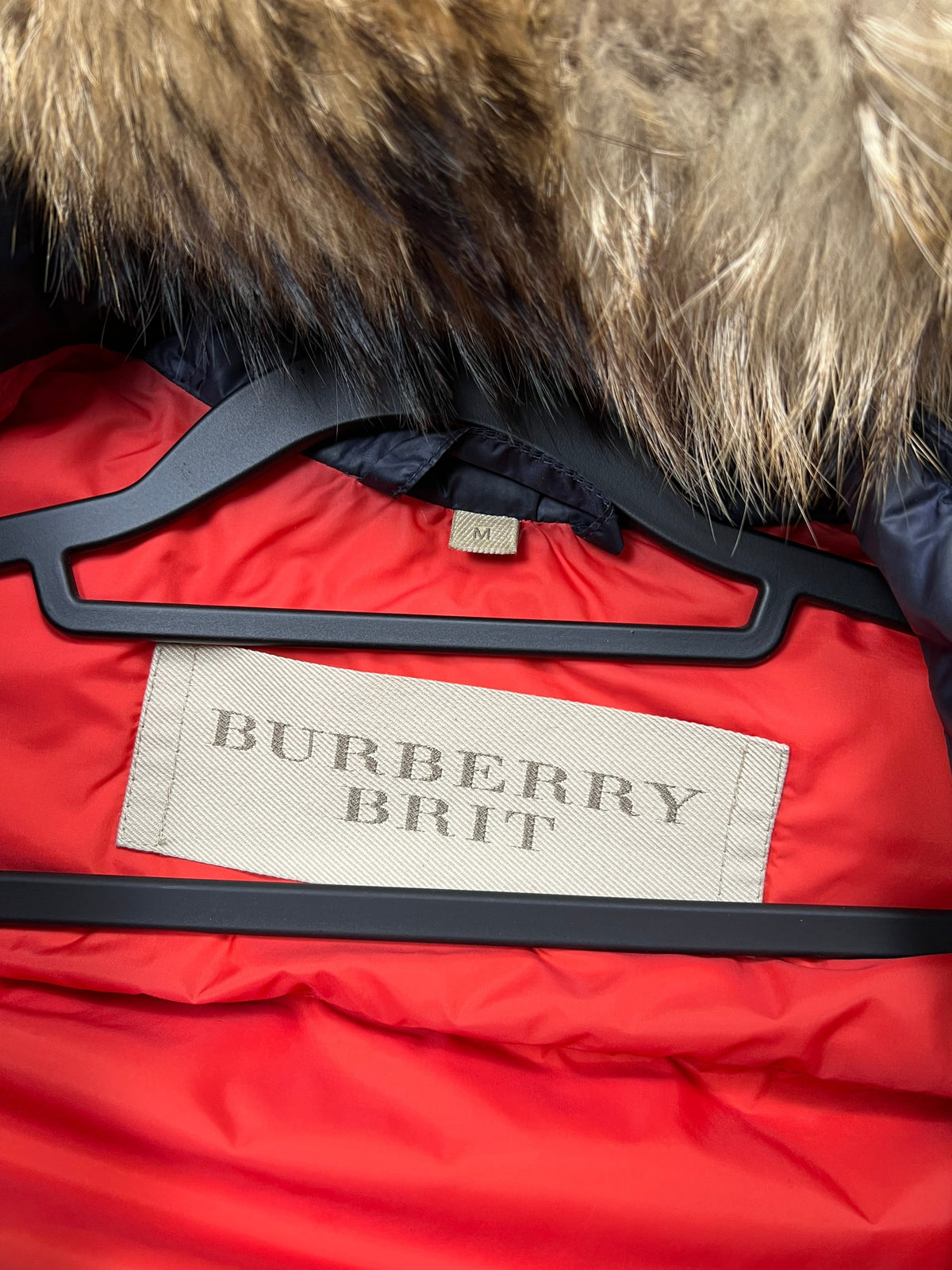Burberry puffer jacket, size M, pre-owned 8/10 condition (missing button, peeling logo) – Relique