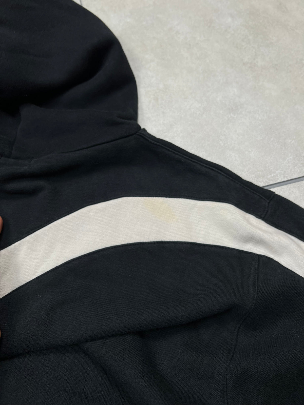 Evisu hoodie, size L (fits like M/L), pre-owned 7.5/10 condition – Relique