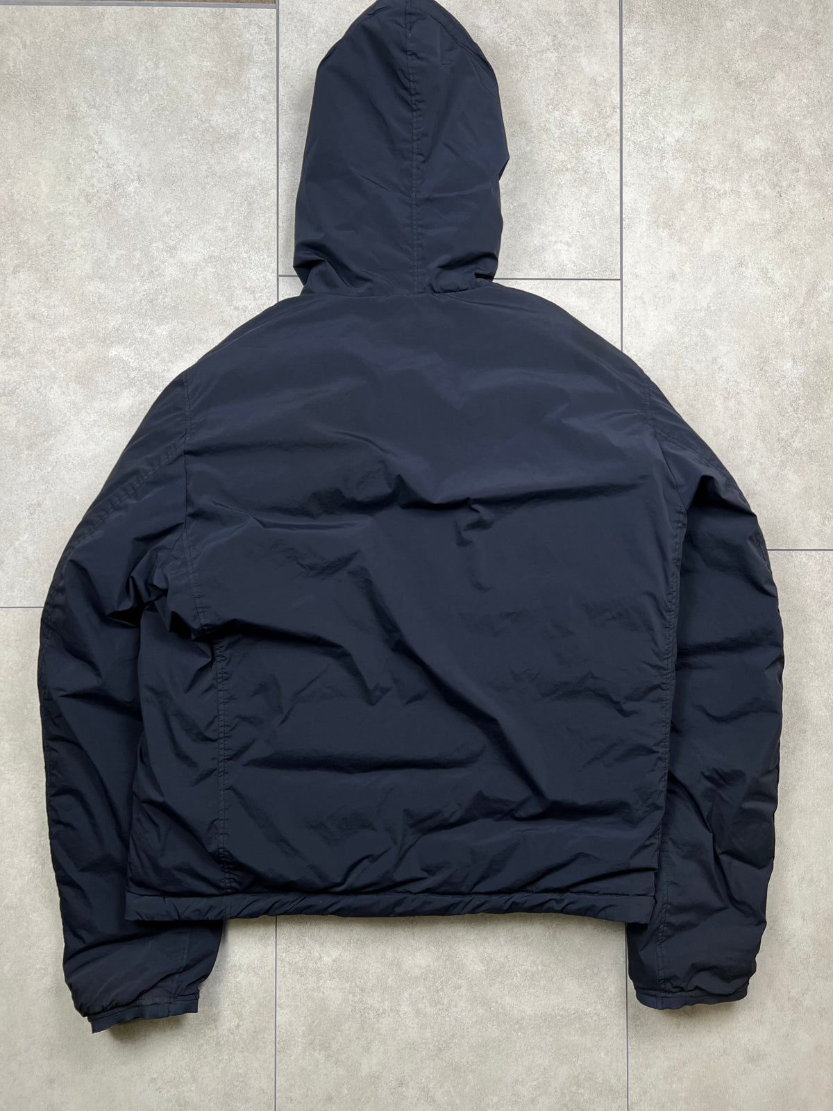 C.P. Company puffer jacket, size L, pre-owned 8/10 condition – Relique