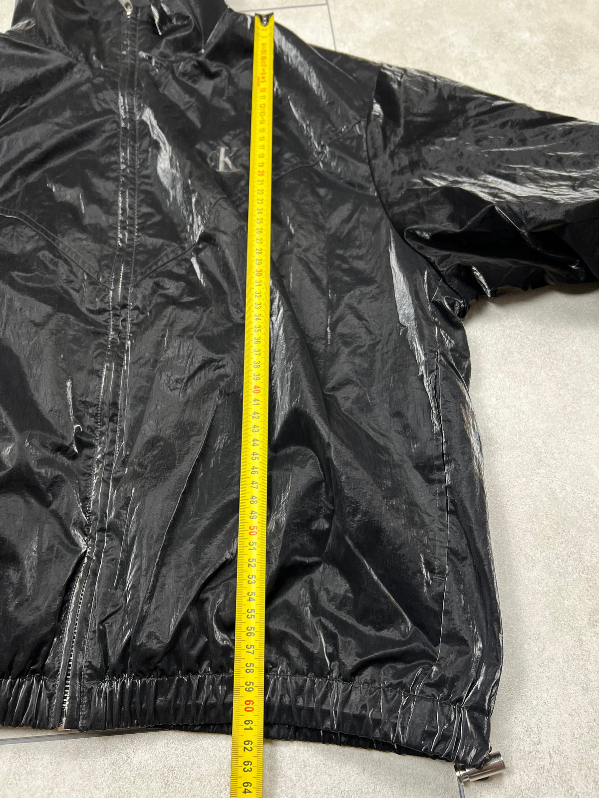 Calvin Klein silk jacket, size L (fits cropped), pre-owned 9/10 condition – Relique