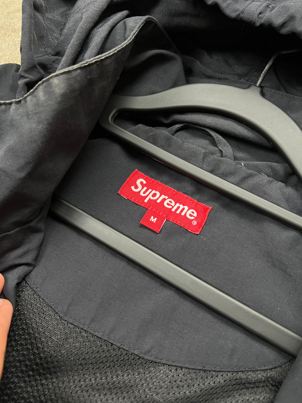 Supreme jacket, size M, pre-owned 8/10 condition – Relique