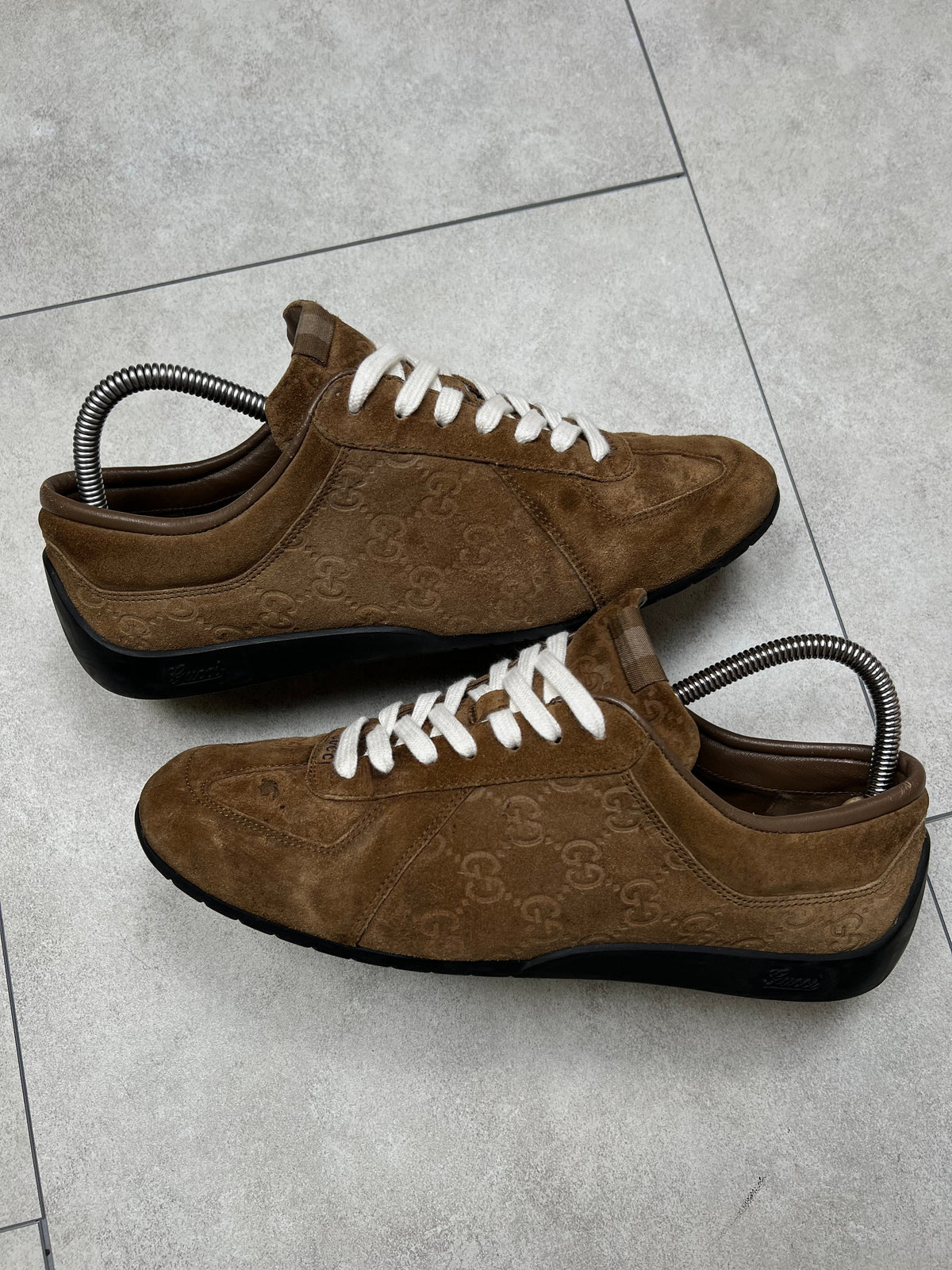 Gucci sneakers, EU size 40 (fits like 42.5), pre-owned 8/10 condition, no box – Relique
