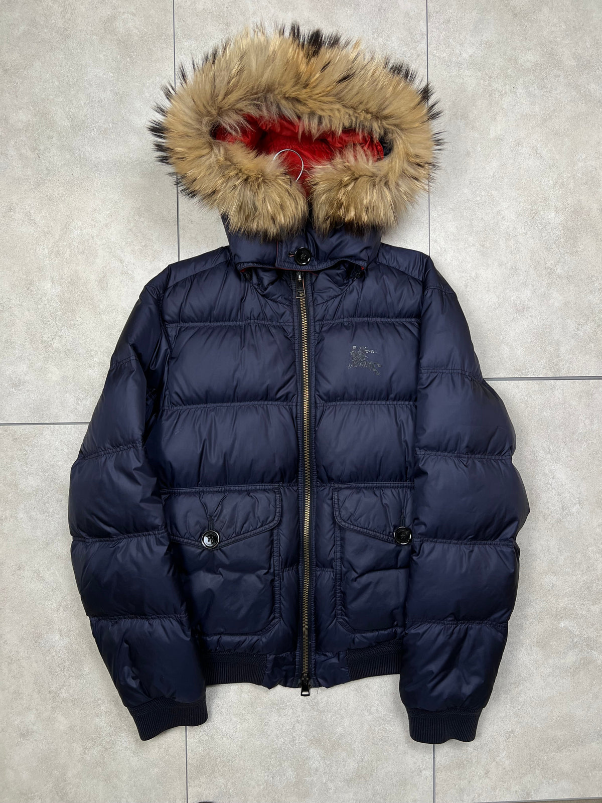 Burberry puffer jacket, size M, pre-owned 8/10 condition (missing button, peeling logo) – Relique
