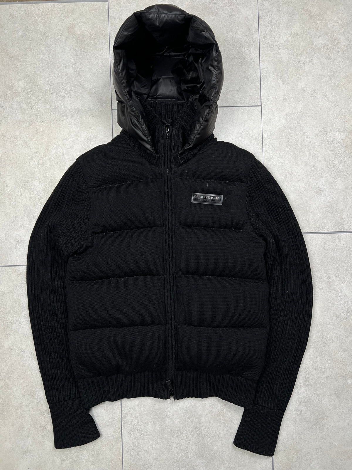 Burberry Sport cardigan puffer jacket, size S (fits S/M), pre-owned 9/10 condition – Relique