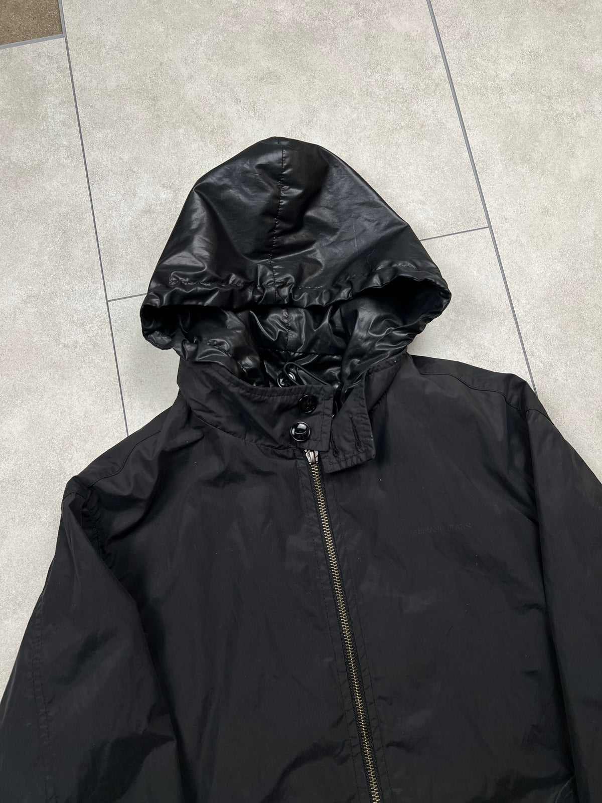 Armani Jeans denim jacket with zip-off inner layer, size S, pre-owned 8/10 condition – Relique