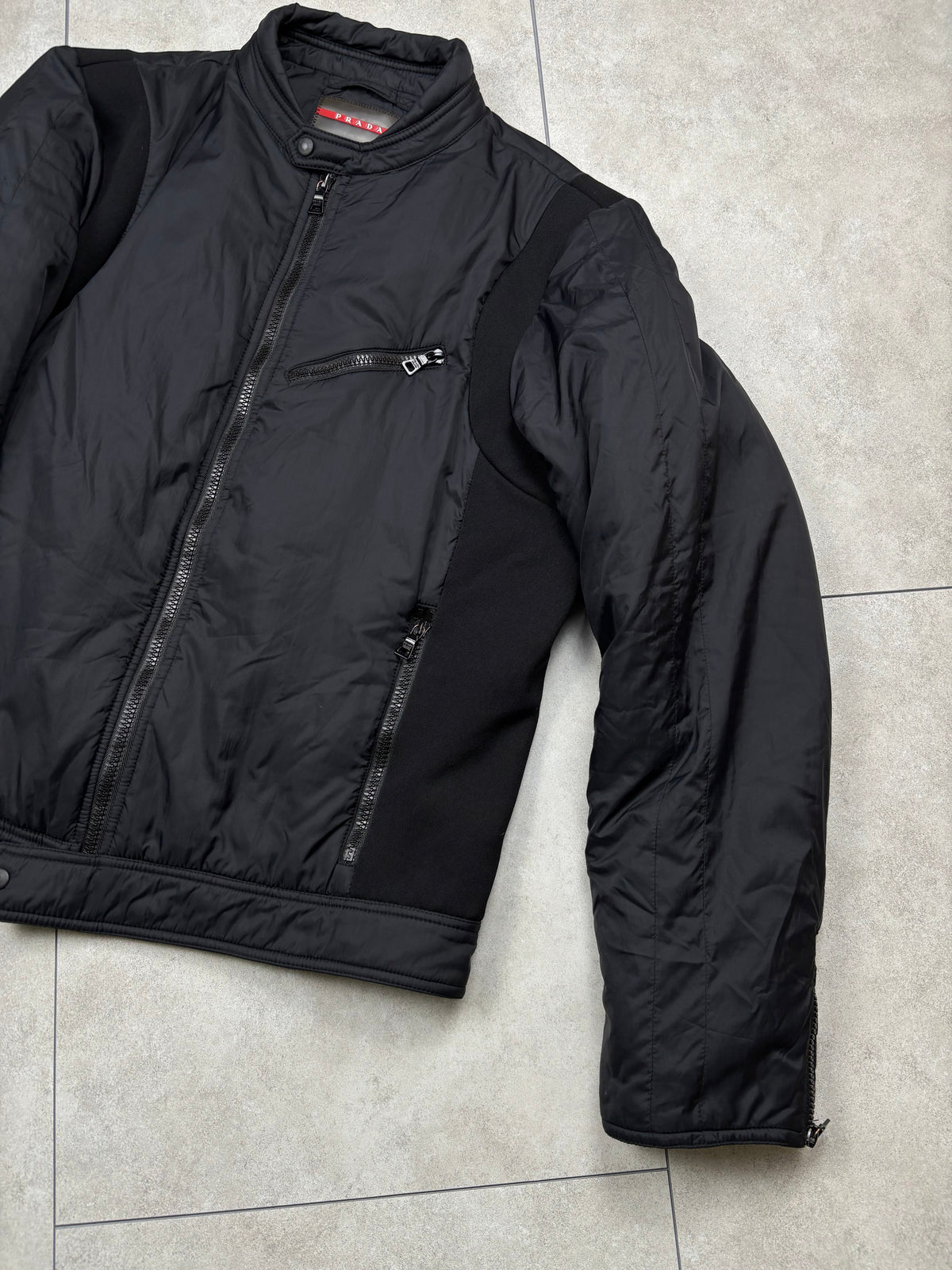 Prada puffer jacket, size 50 (fits M-L), pre-owned 10/10 condition – Relique