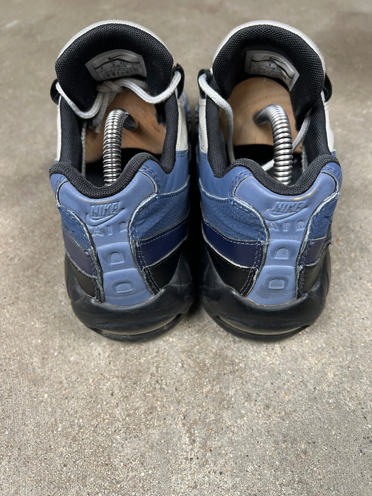 Nike Air Max sneakers, EU size 42.5, pre-owned 7/10 condition – Relique