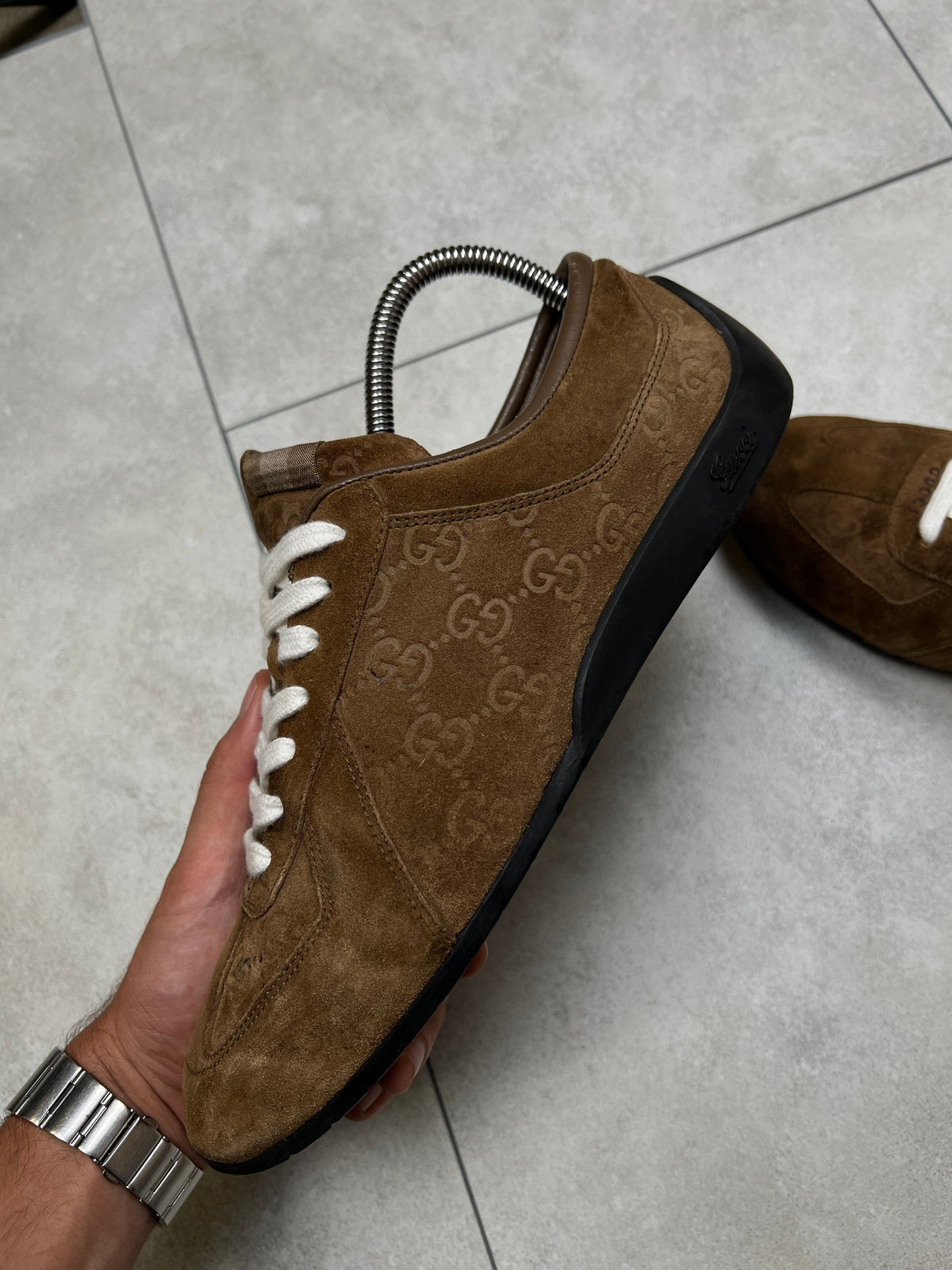 Gucci sneakers, EU size 40 (fits like 42.5), pre-owned 8/10 condition, no box – Relique