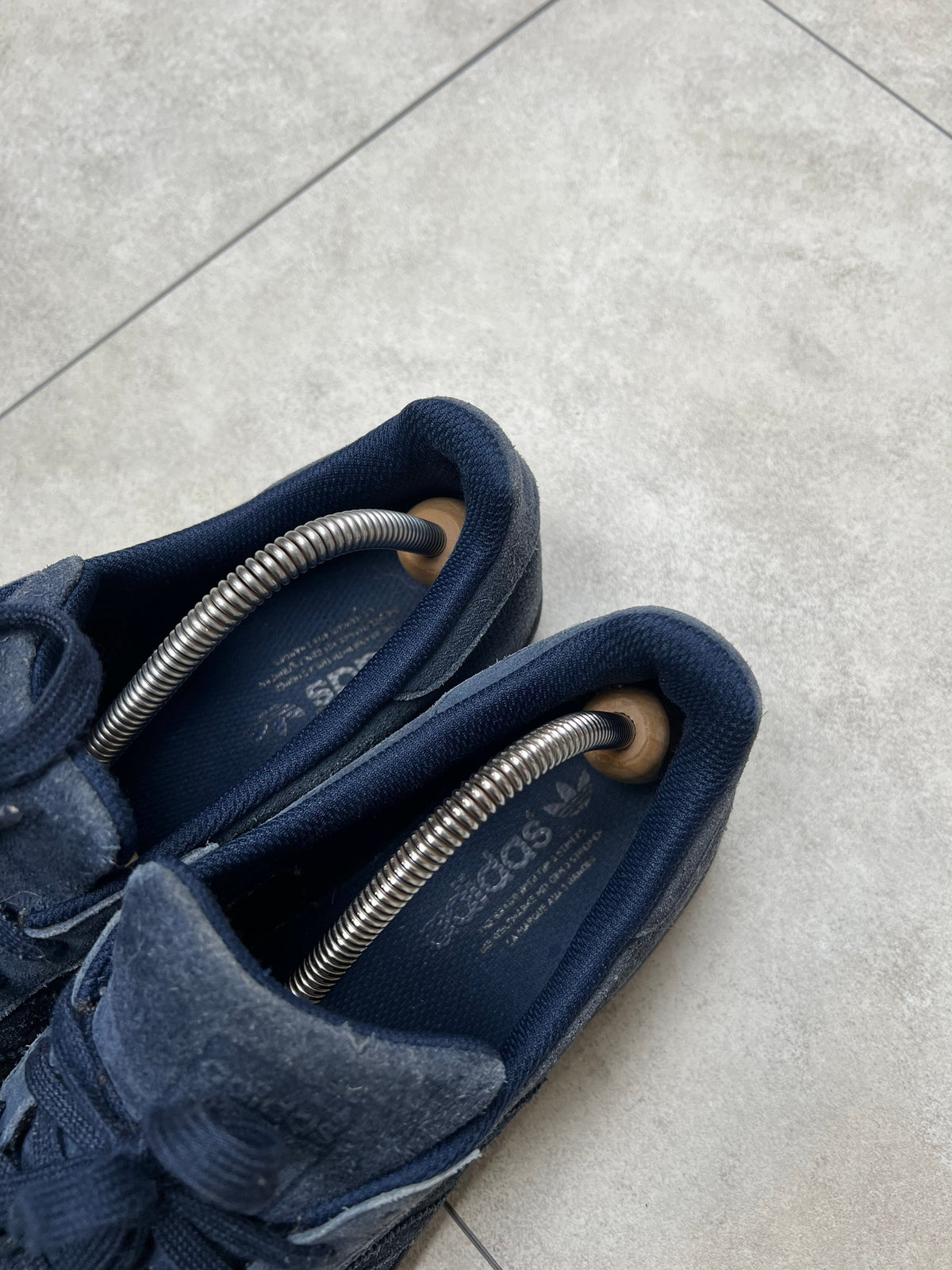 Adidas Superstar sneakers, navy, EU size 43 1/3, pre-owned 8/10 condition – Relique