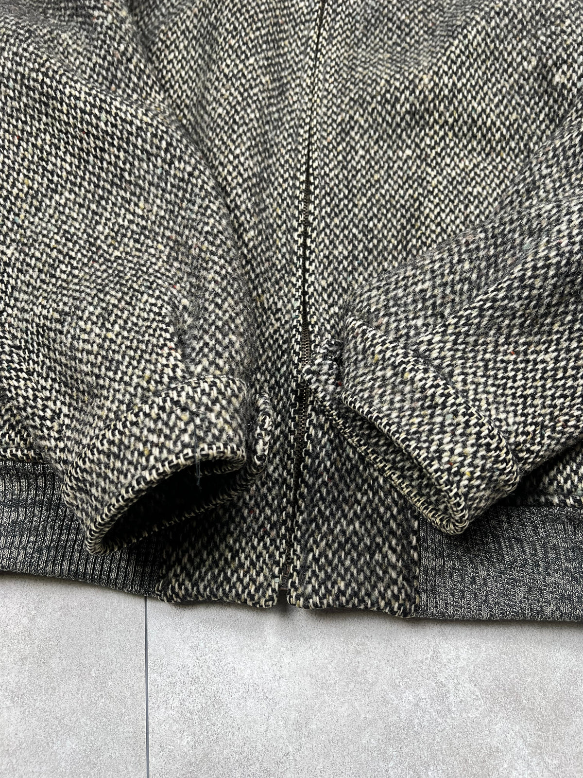 Burberry jacket, size L, pre-owned 9/10 condition – Relique