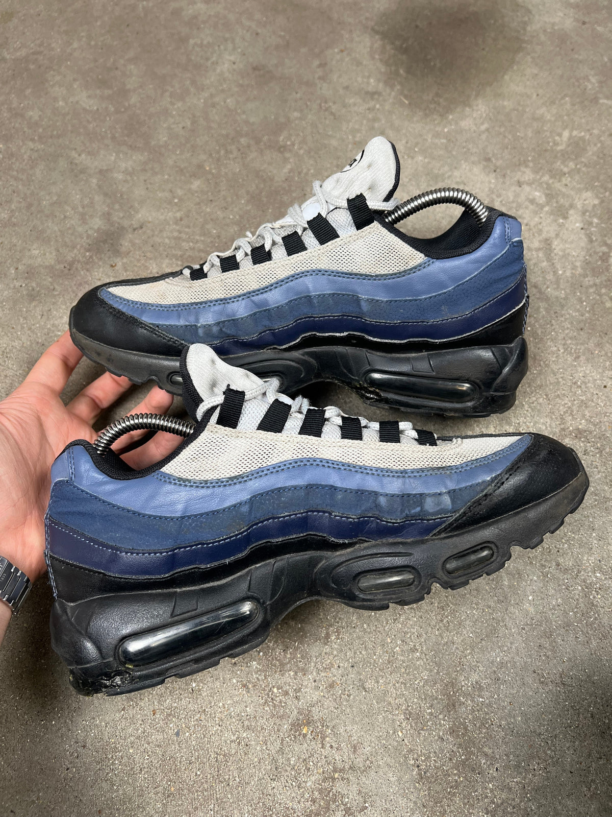 Nike Air Max sneakers, EU size 42.5, pre-owned 7/10 condition – Relique