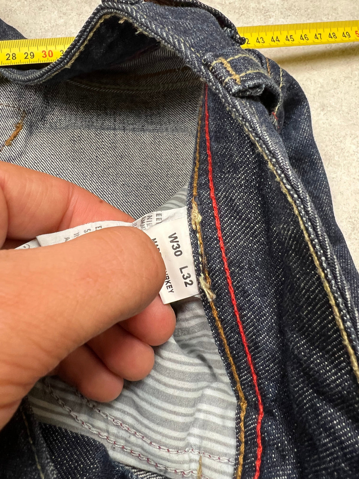 Puma jeans, size 30x32, pre-owned 9/10 condition – Relique