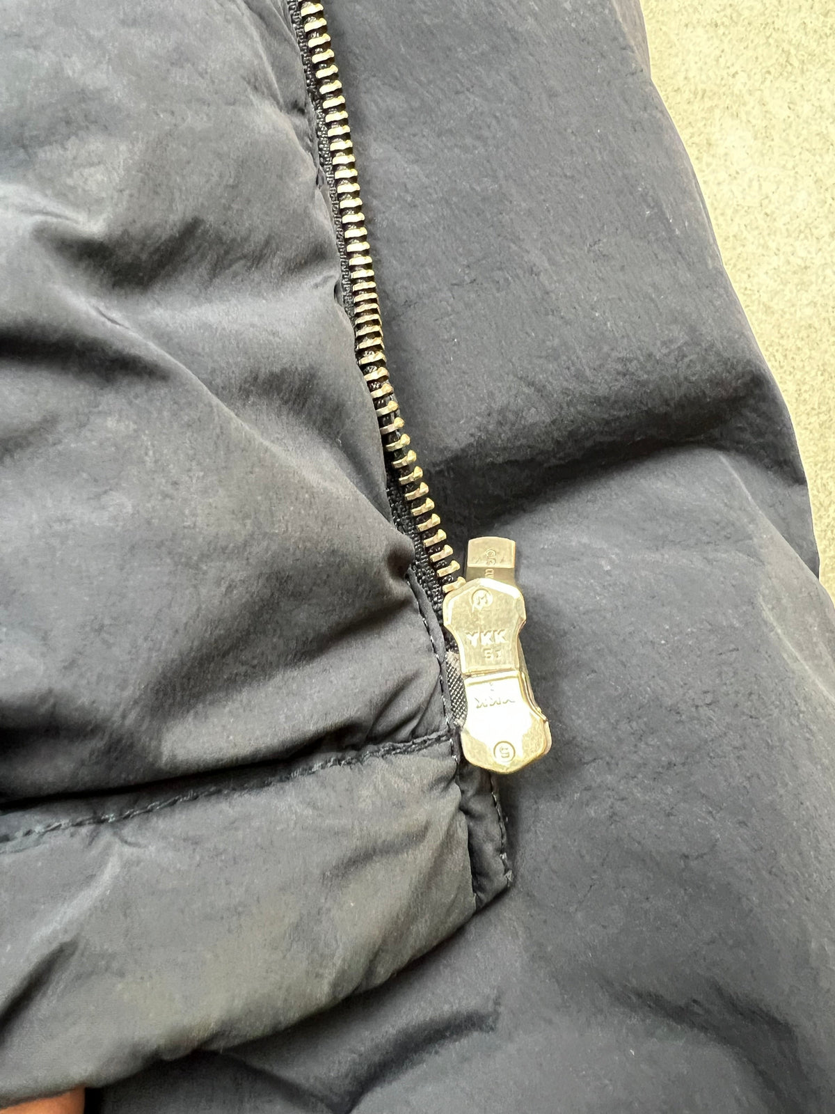 C.P. Company puffer jacket, size L, pre-owned 8/10 condition – Relique